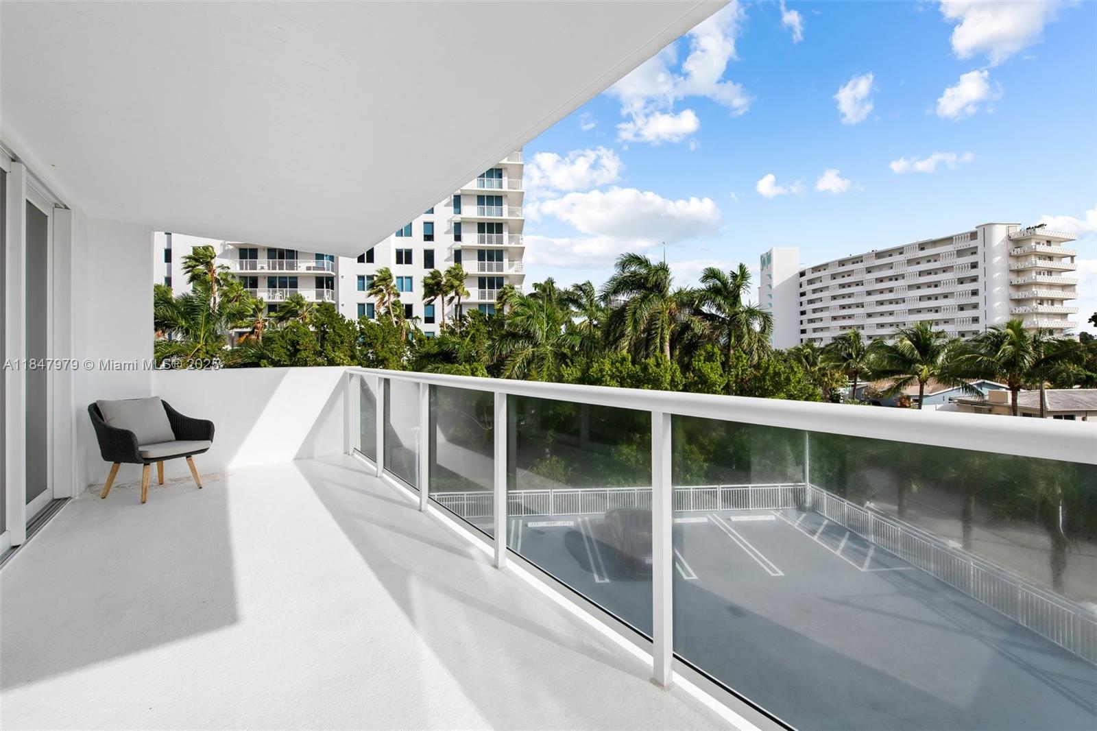 EMBASST TOWERS II INC COND - Residential Lease