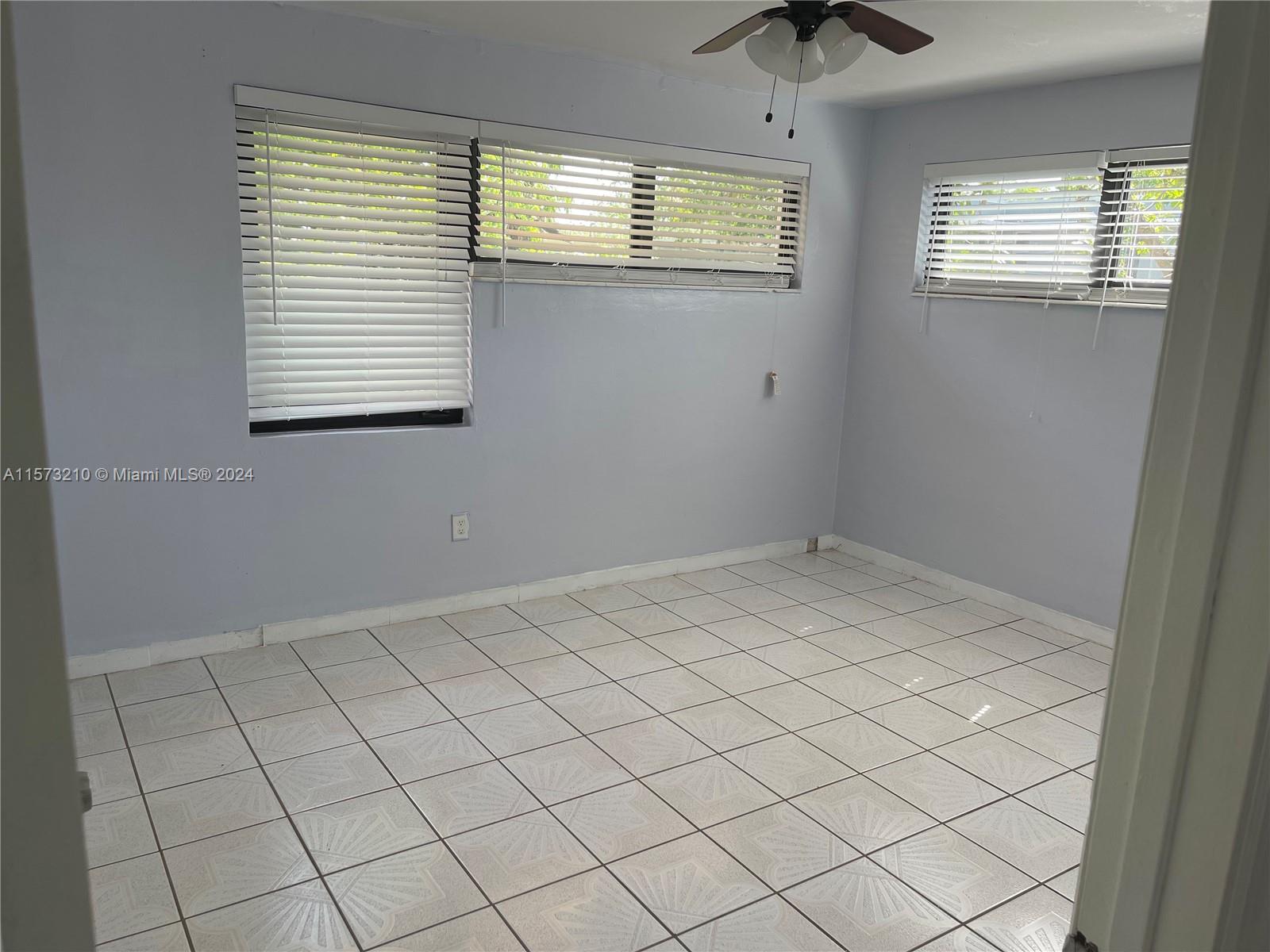 BRITT MANORS - Residential Lease