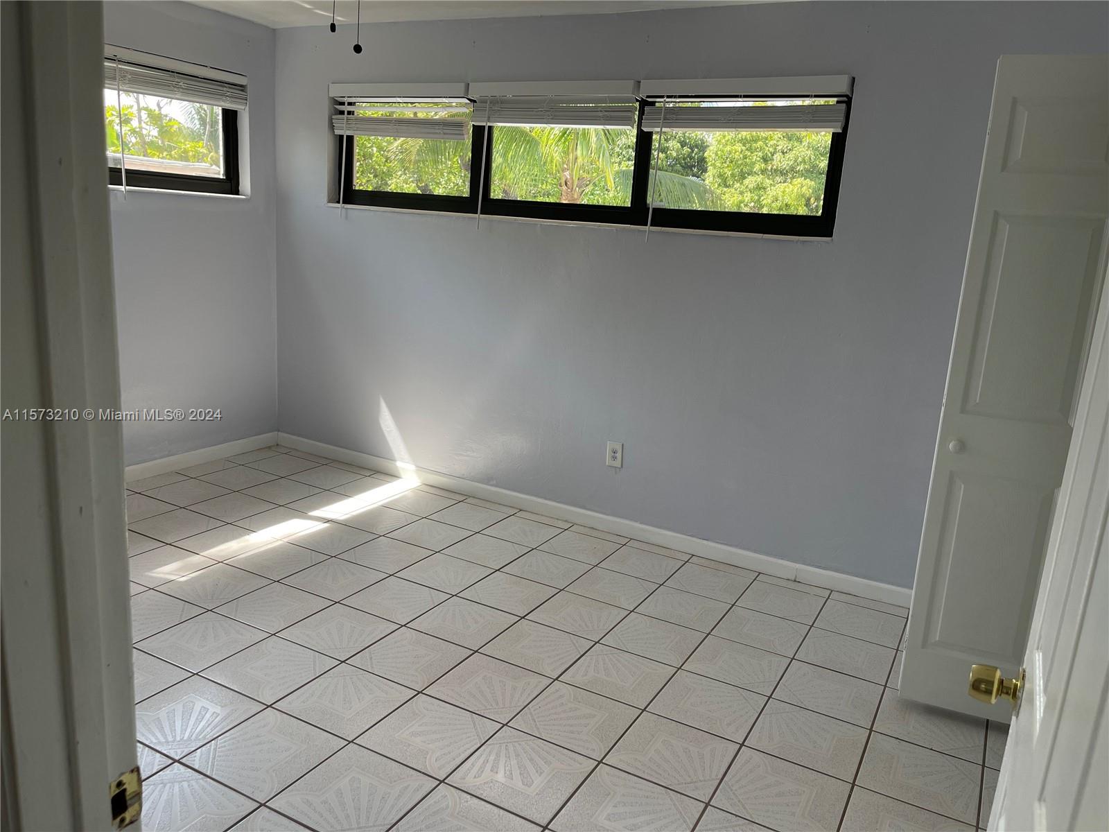 BRITT MANORS - Residential Lease