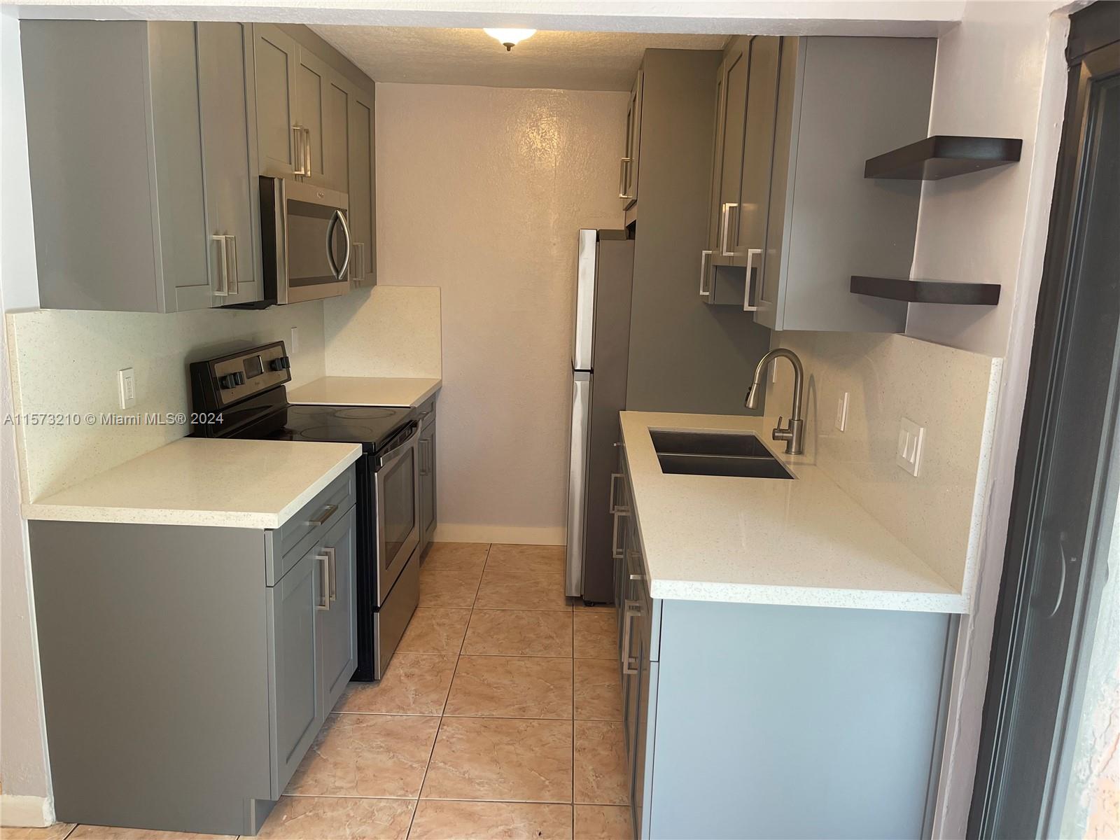 BRITT MANORS - Residential Lease