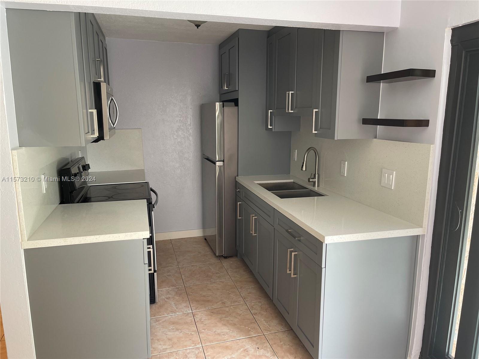 BRITT MANORS - Residential Lease