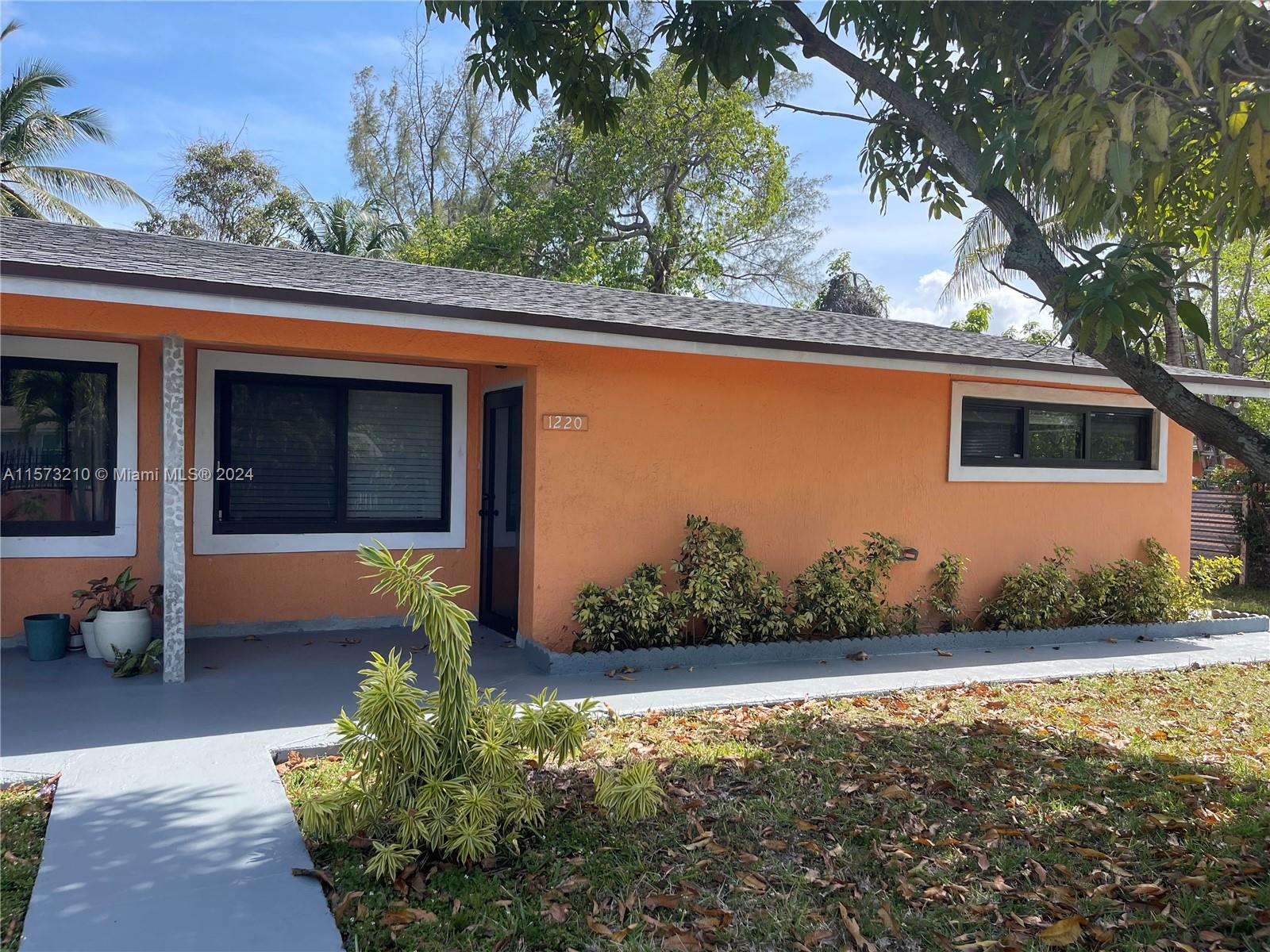 BRITT MANORS - Residential Lease