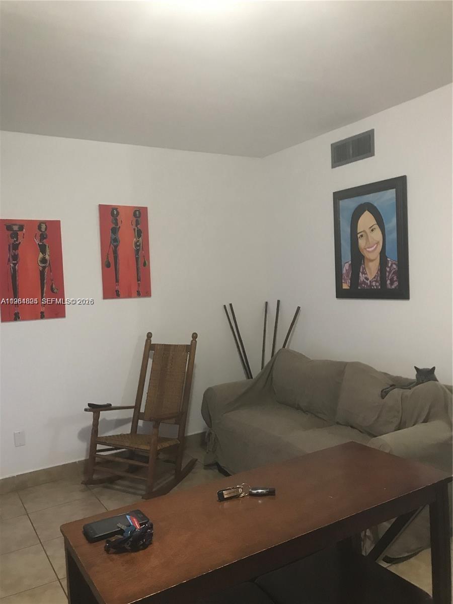 APARTMENTS ENCHANTE CONDO - Residential