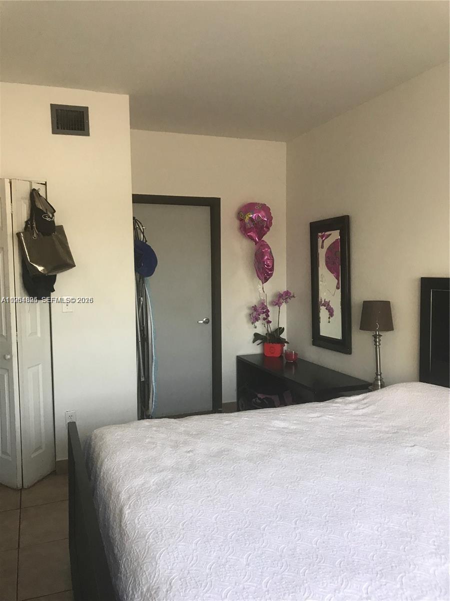 APARTMENTS ENCHANTE CONDO - Residential