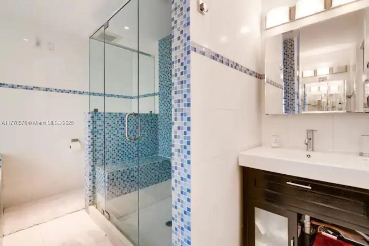 HIGH POINT ESTATES - Residential Lease