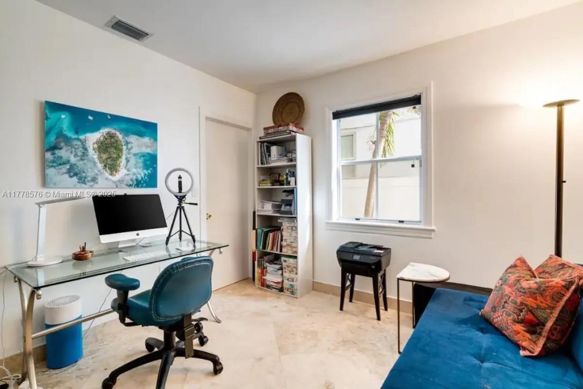 HIGH POINT ESTATES - Residential Lease