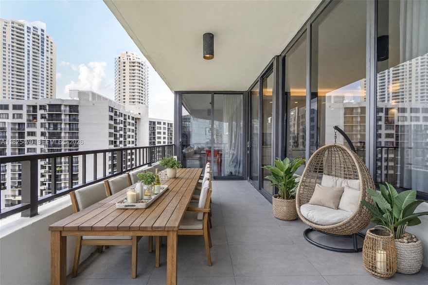 Fully renovated 3BD/3BA in exclusive Brickell Key.This bright and spacious residence features impact windows, high-quality finishes, and abundant natural light throughout. The layout includes a dream kitchen, open-concept living space, a large laundry room, and a separate pantry. Additional highlights include semi private access elevator, 1 assigned parking space, storage unit, and access to top-tier amenities at Brickell Key One: 24-hour security, resort-style pool, jacuzzi, tennis and basketball courts, fitness center, BBQ area, kids’ playroom, pet area, and valet service. 

Currently rented until Aug 2026—ideal for investors or future buyers.