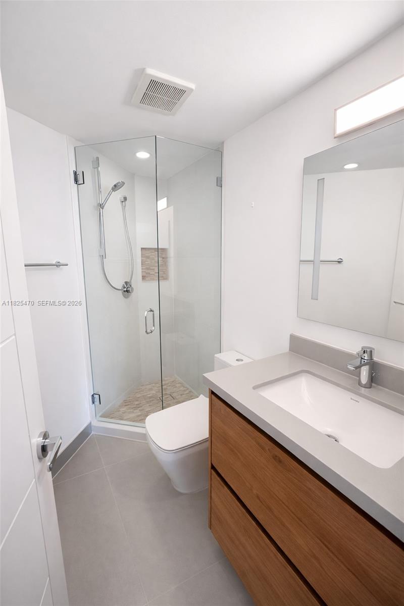 BRICKELL KEY ONE CONDO - Residential