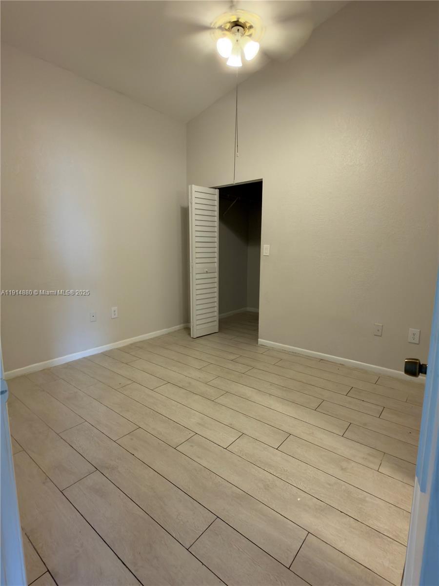 LAKEVIEW CLUB CONDO - Residential Lease