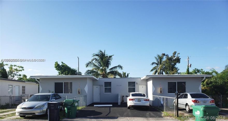 Updated Studio in the Heart of Miami. This Property Features Tile Floors, A Full Kitchen with Fridge and Stove and it's Own Backyard. All Utilities are Included in the Rent. Location Offers Easy Access to All Major Roadways, Shopping, Dining, Public Transportation, Public Parks and Much More! THIS PROPERTY DOES NOT HAVE A LIVING ROOM. ONLY A BEDROOM AND A KITCHEN! PRIVATE BACKYARD!