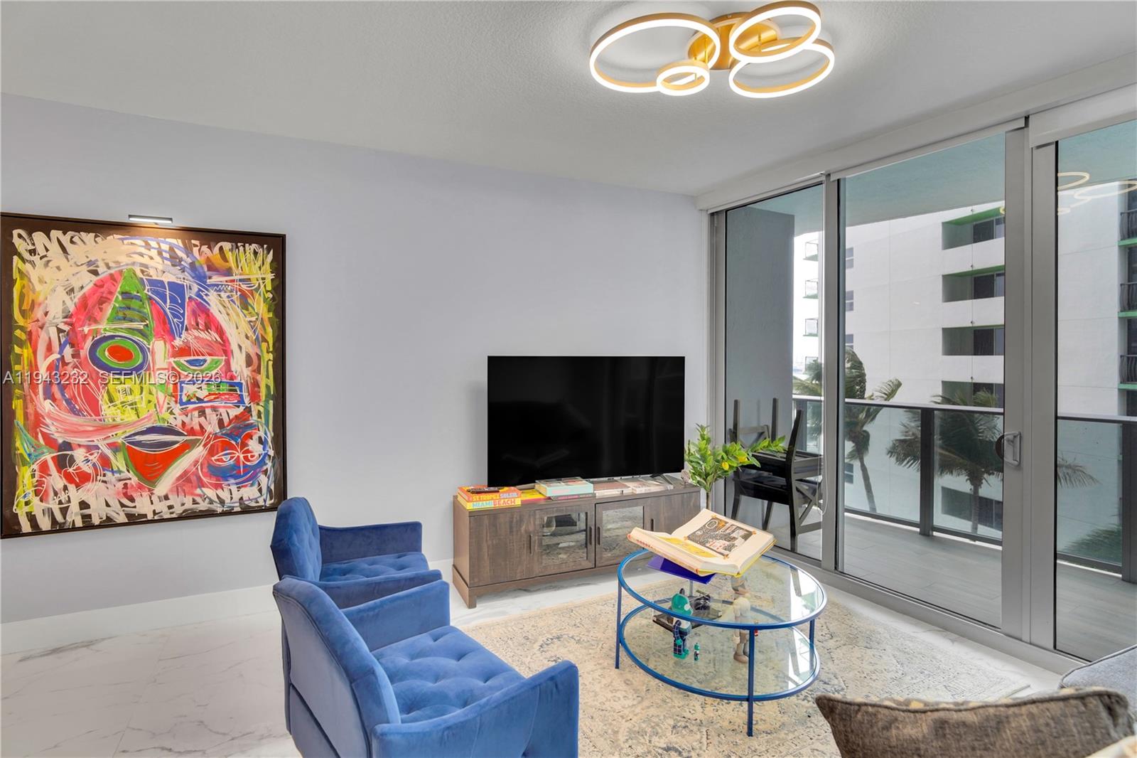 ARIA ON THE BAY CONDO - Residential