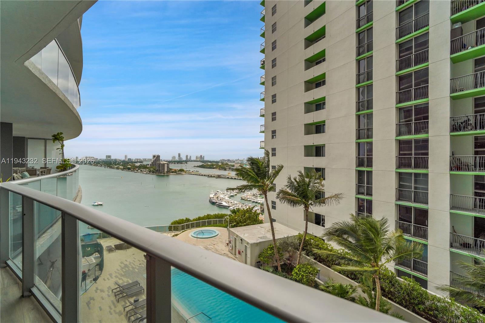 ARIA ON THE BAY CONDO - Residential