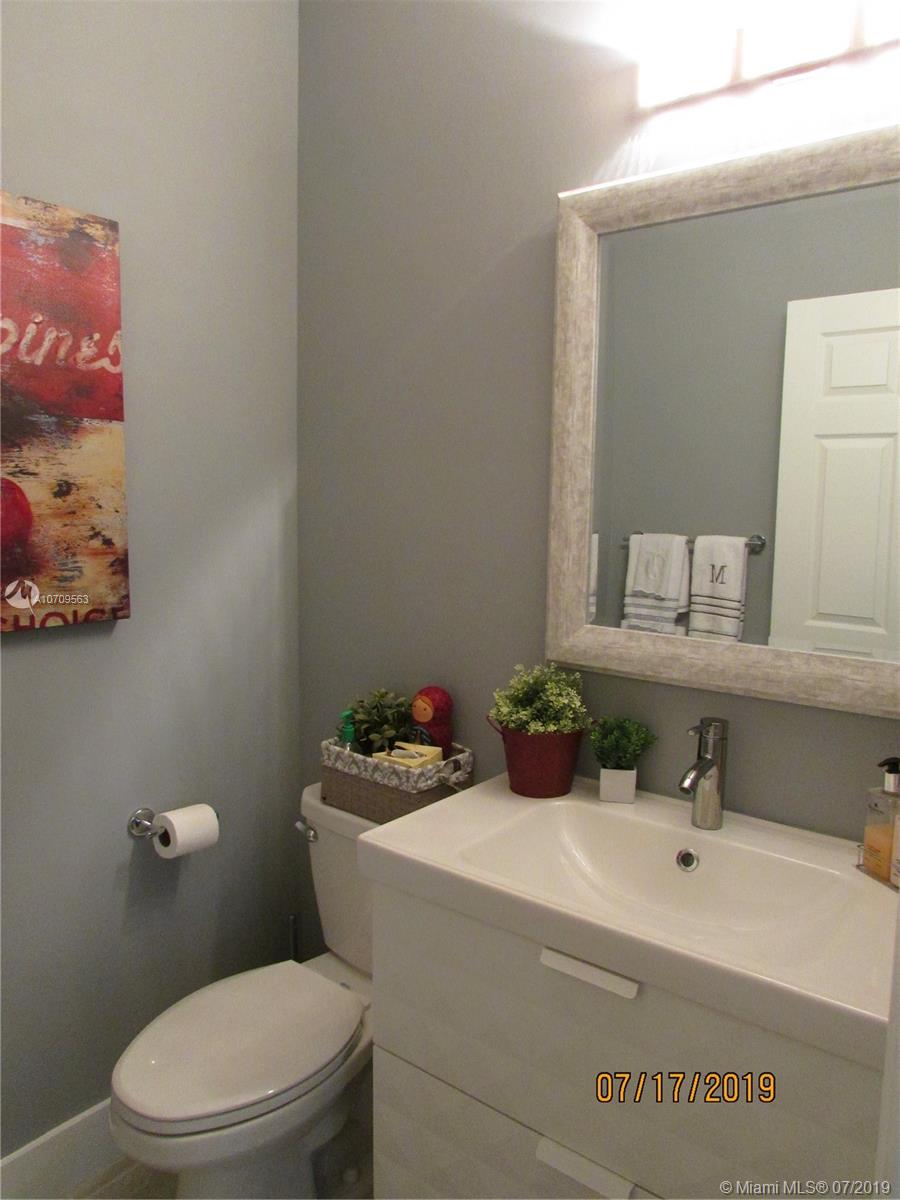 MAGNOLIA TRAILS - Residential Lease