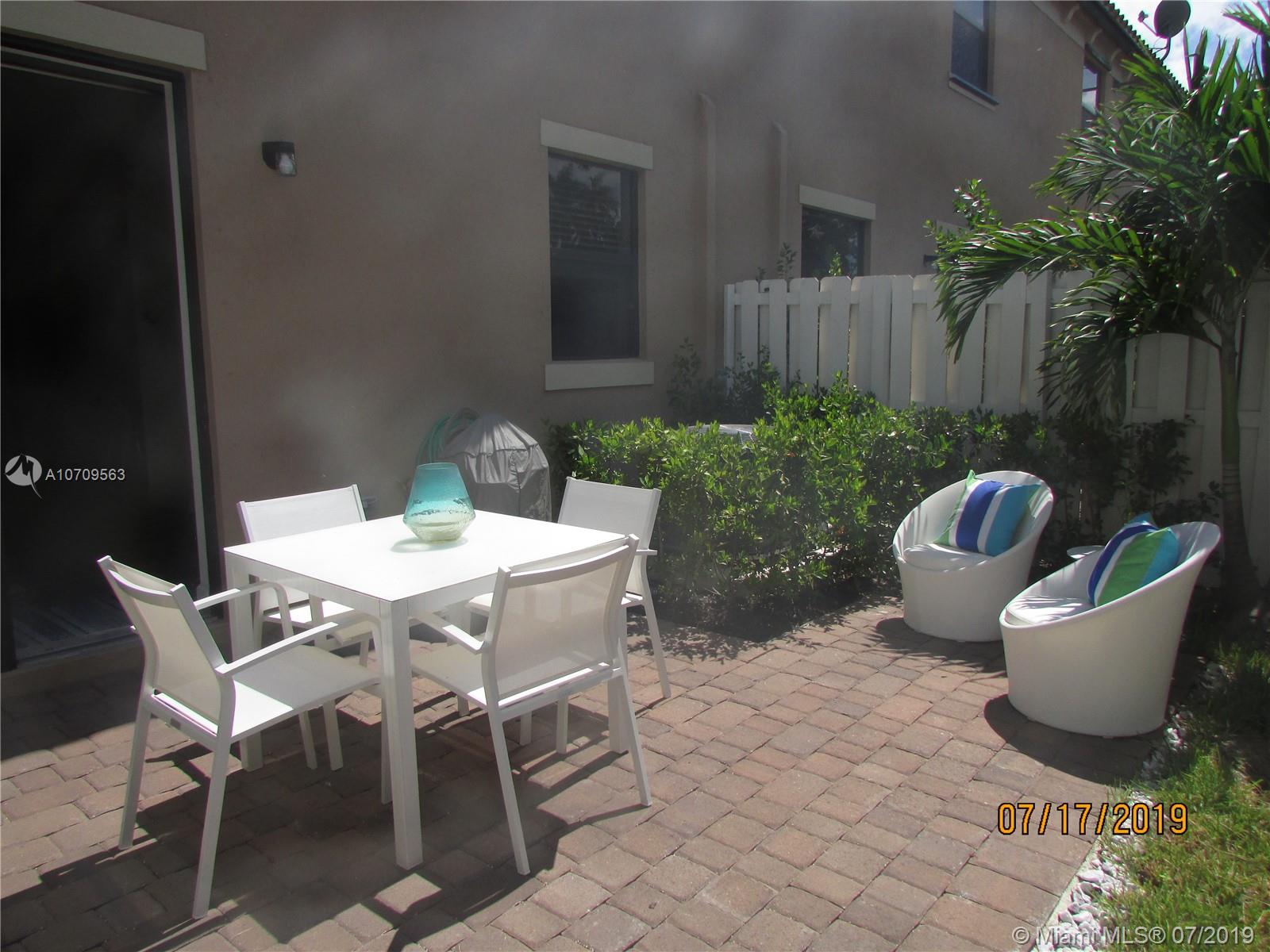 MAGNOLIA TRAILS - Residential Lease