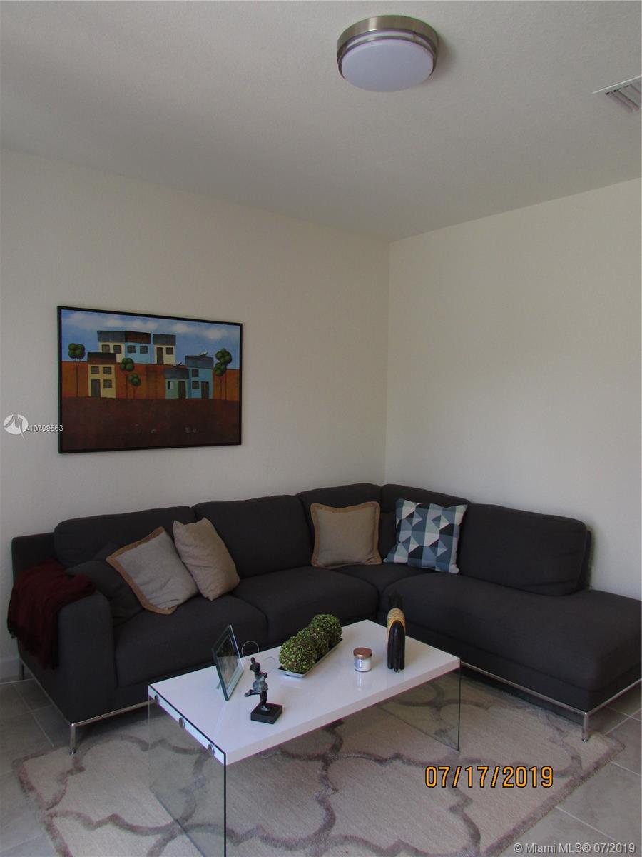 MAGNOLIA TRAILS - Residential Lease