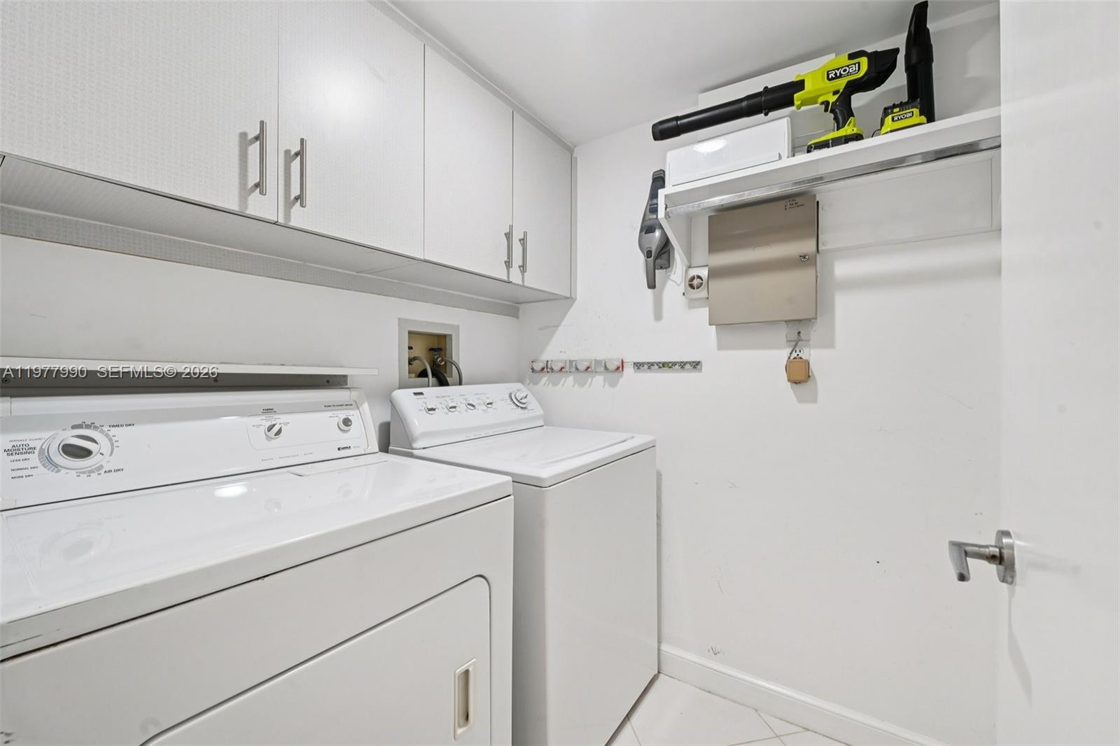 MIZNER COURT CONDO - Residential