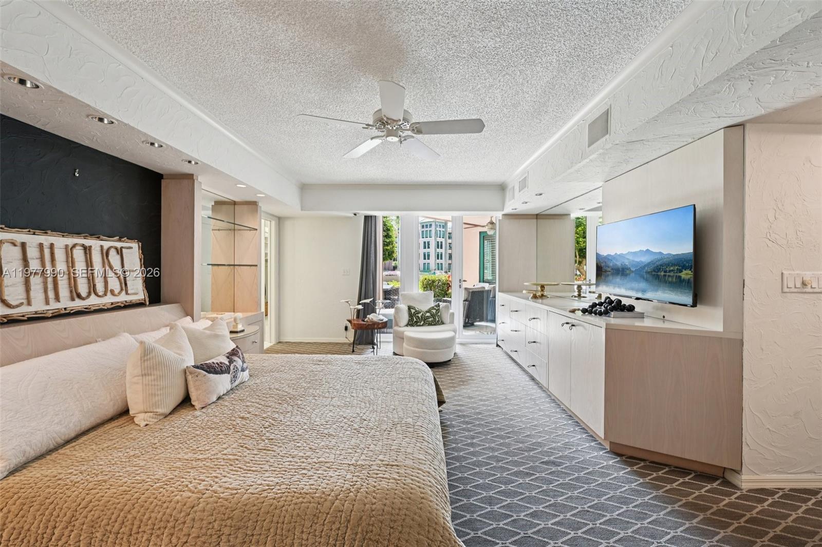 MIZNER COURT CONDO - Residential