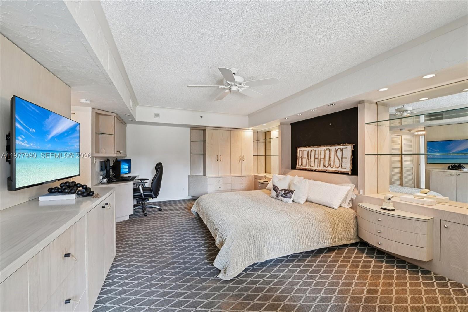 MIZNER COURT CONDO - Residential