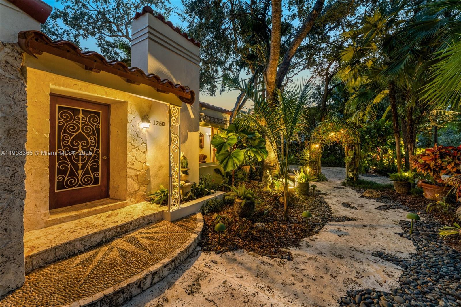 CORAL GABLES GRANADA SEC - Residential