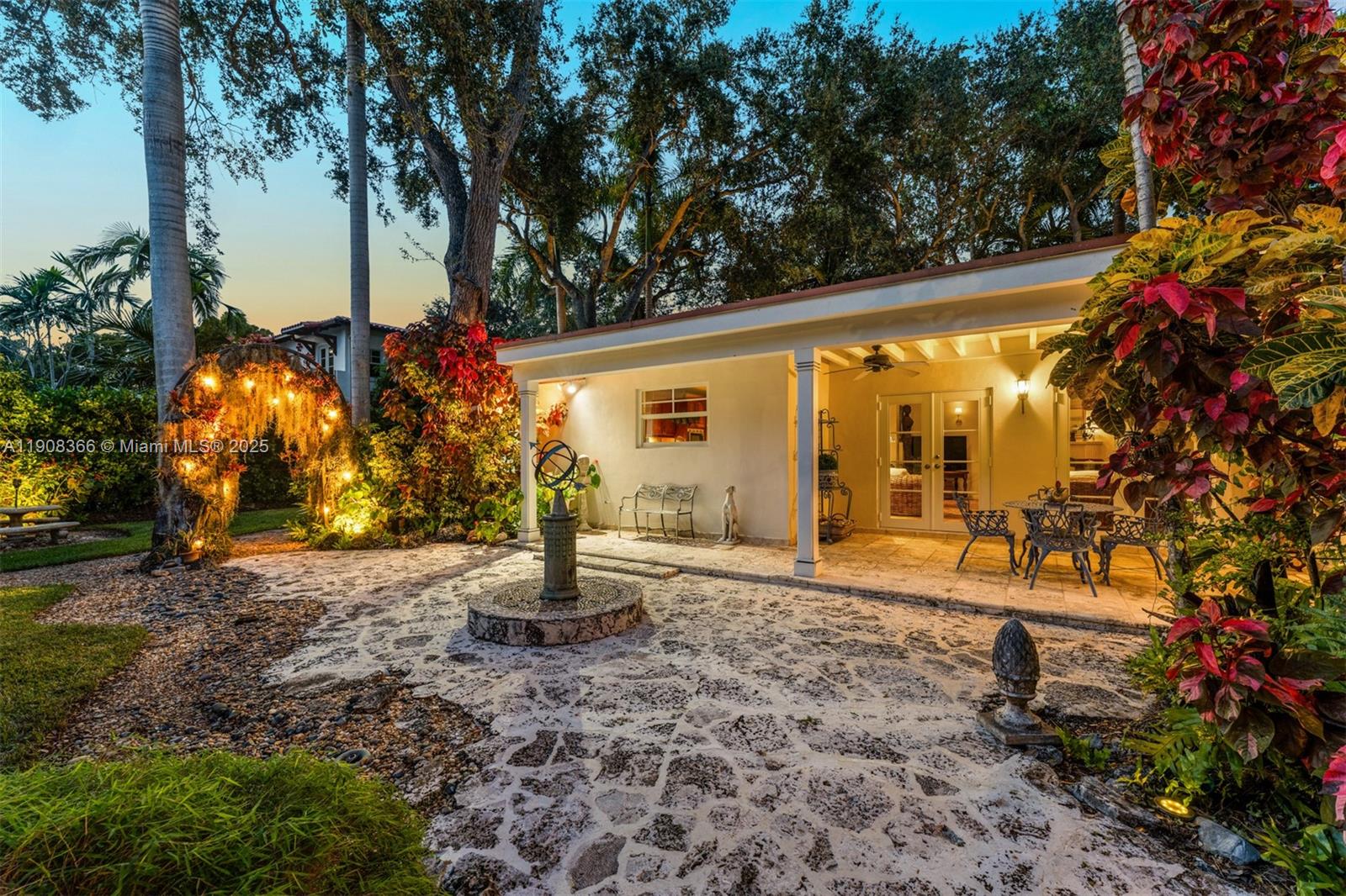 CORAL GABLES GRANADA SEC - Residential