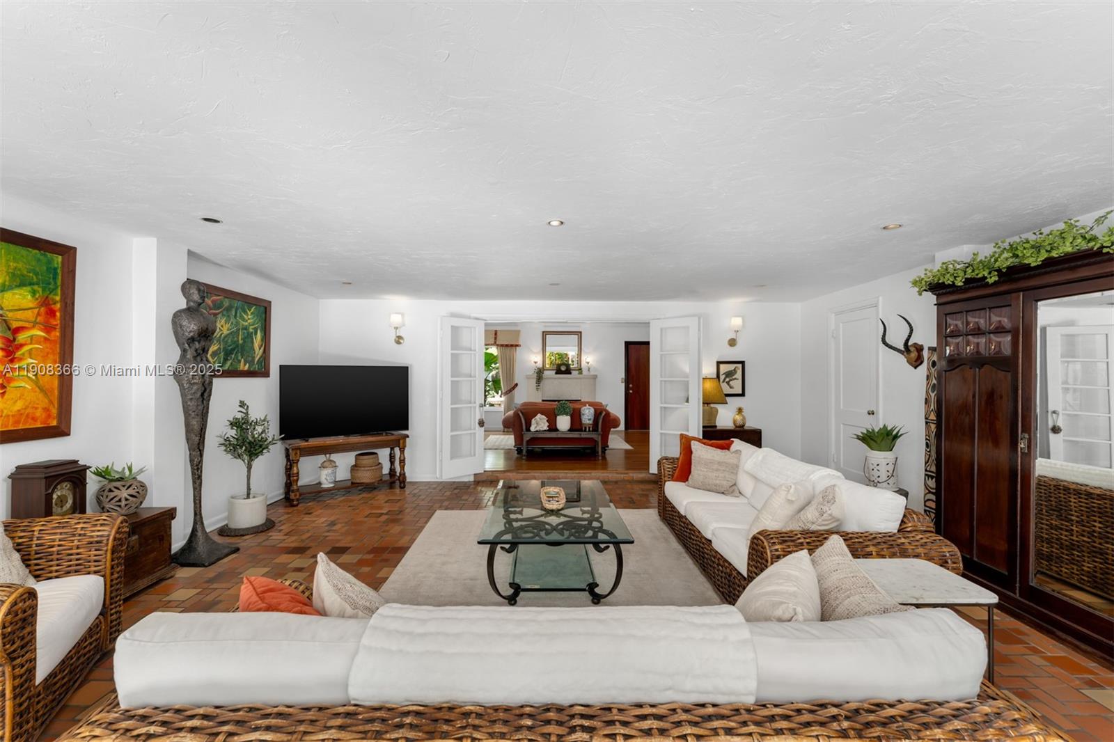 CORAL GABLES GRANADA SEC - Residential