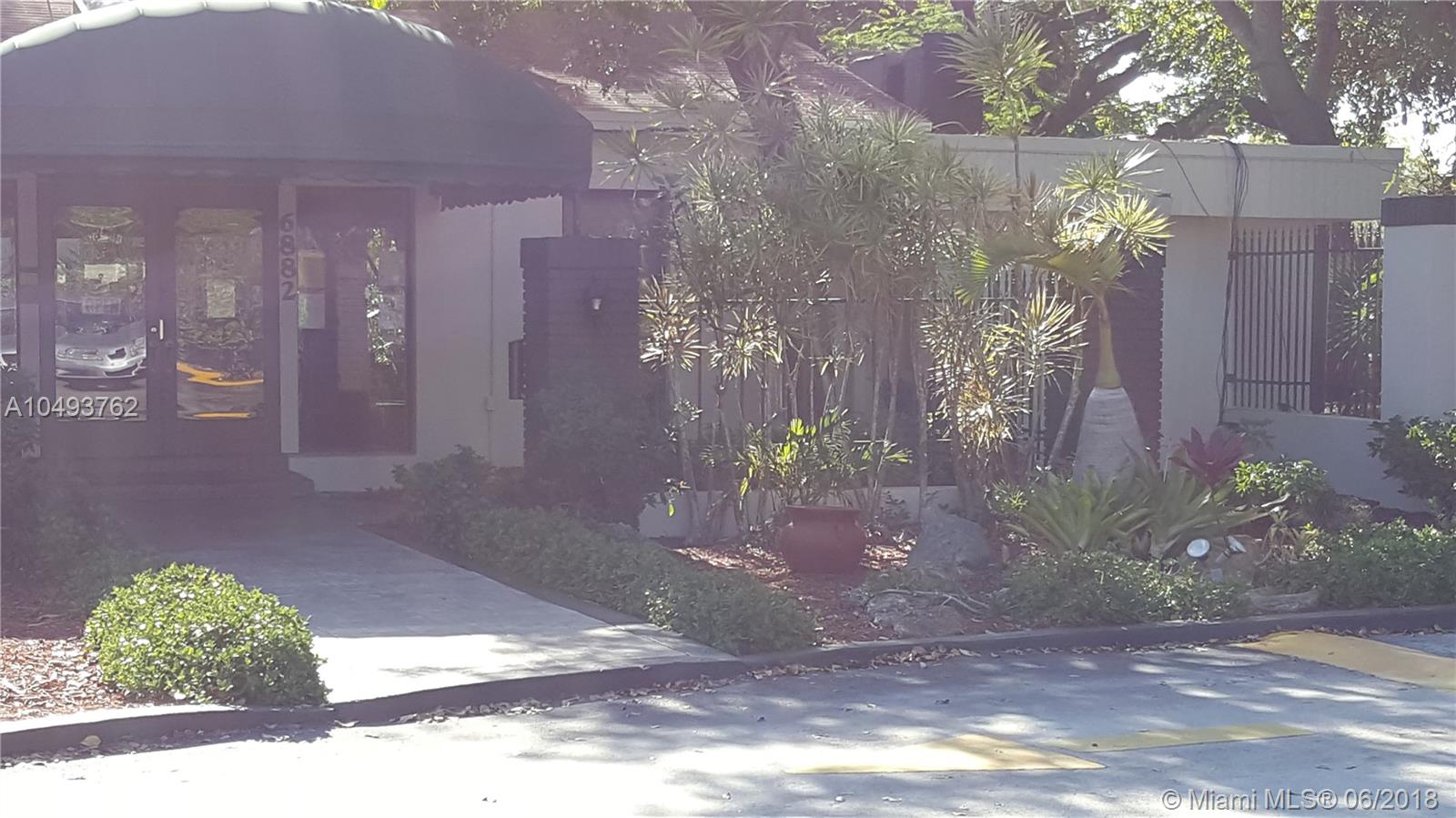 DADELAND GROVE CONDO - Residential Lease