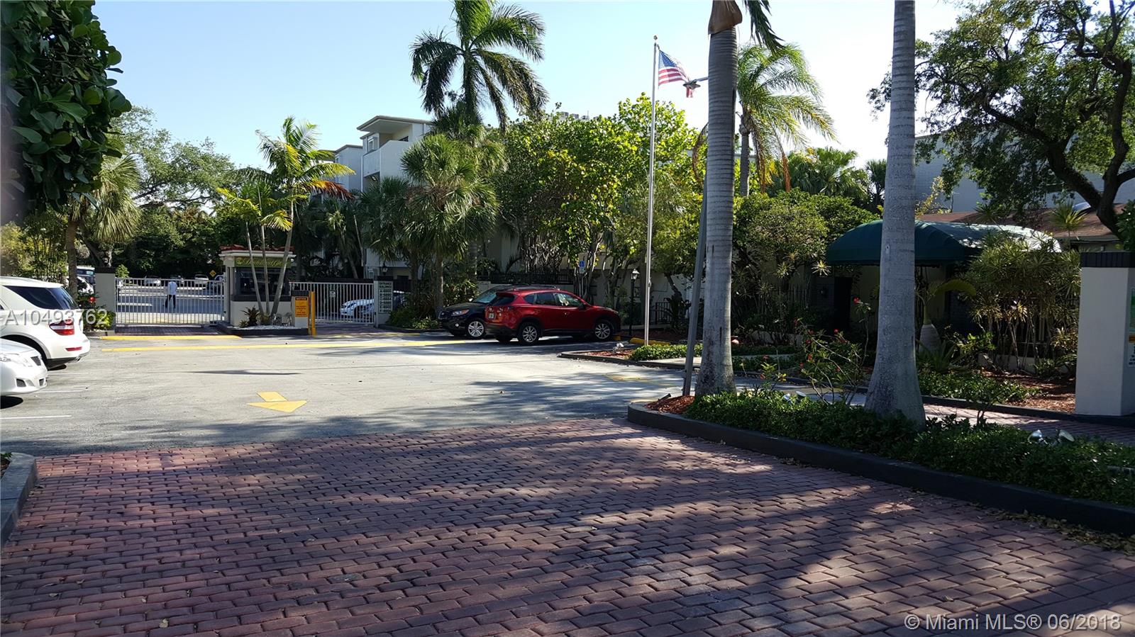 DADELAND GROVE CONDO - Residential Lease