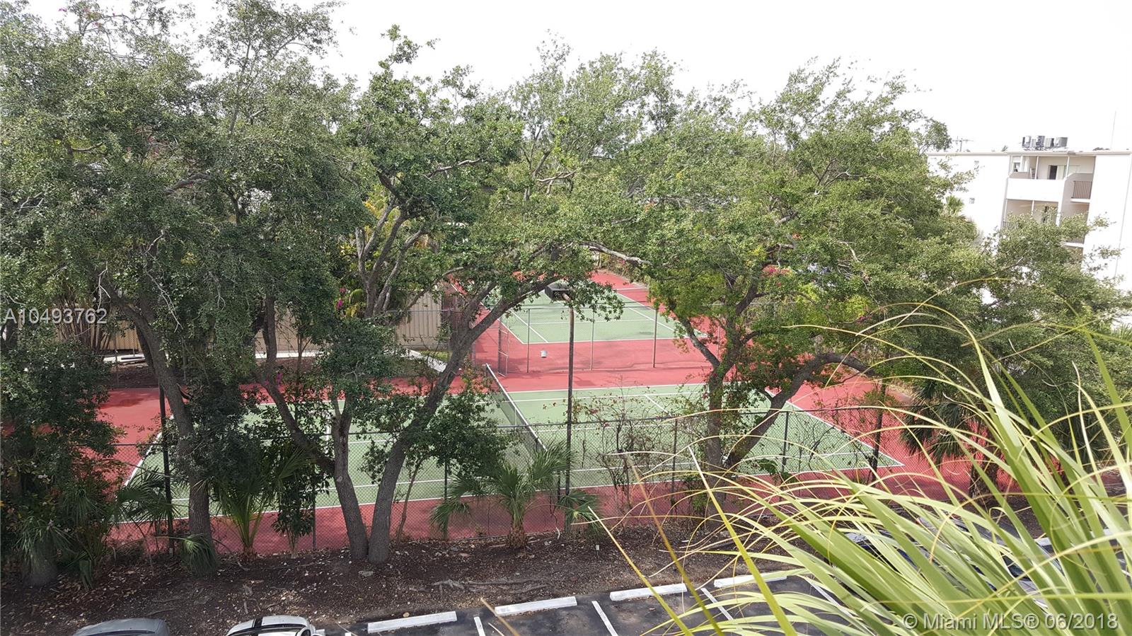 DADELAND GROVE CONDO - Residential Lease