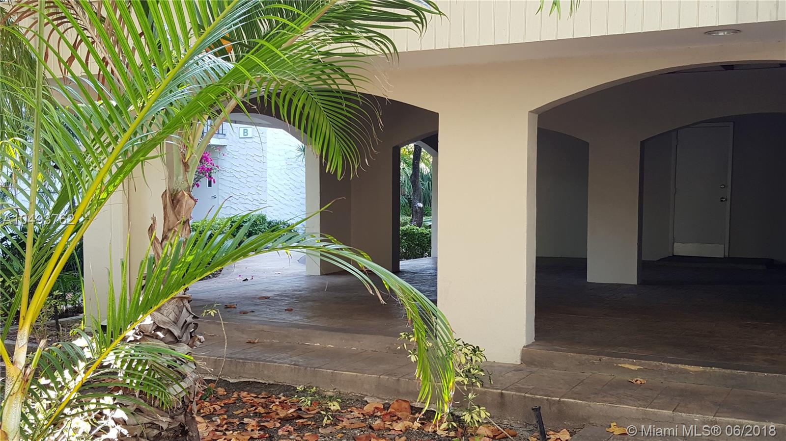 DADELAND GROVE CONDO - Residential Lease