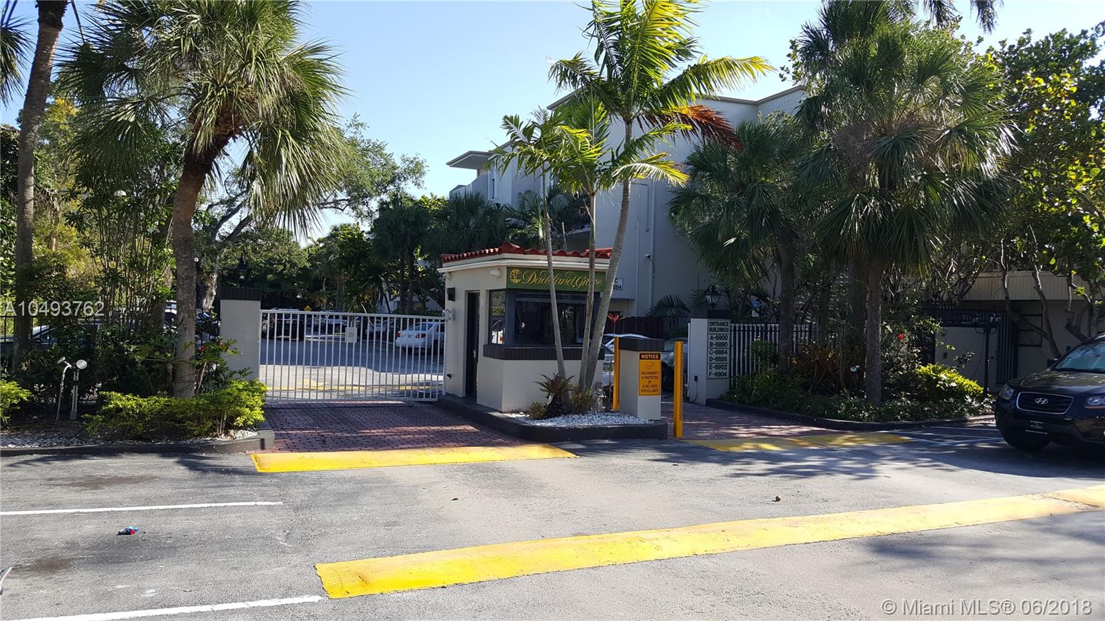 DADELAND GROVE CONDO - Residential Lease