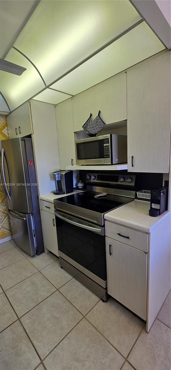 NEWPORT H CONDO - Residential