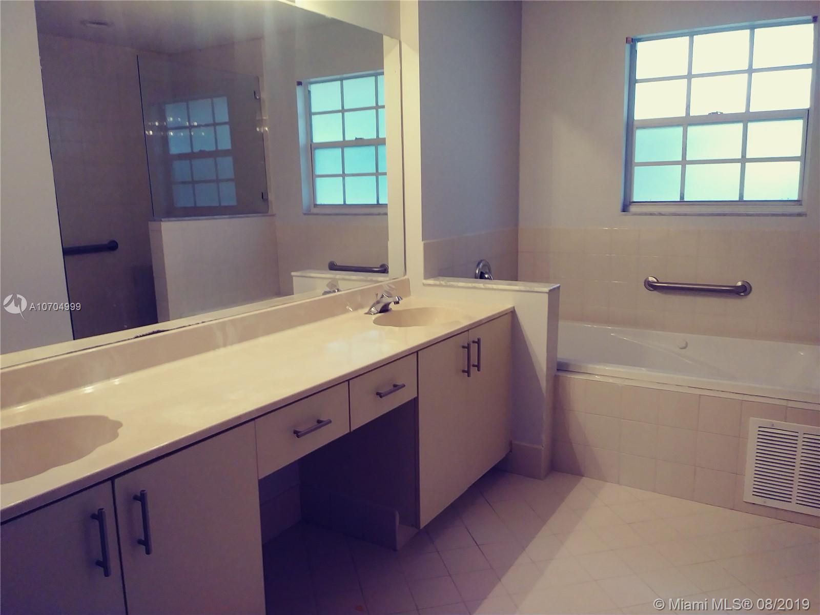 PORTOFINO A CONDO - Residential