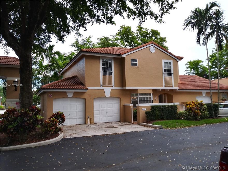 Over 2100SF Beautifully upgraded Townhome with Two car garage, volume ceilings, bright and spacious. 
Brand new real wood kitchen cabinets with soft close, granite counter tops and stainless steel appliances. 
Complete new flooring installed on both floors. French doors to porch and patio.   New bath on first floor.  Great location.   Association includes exterior, roof and water.