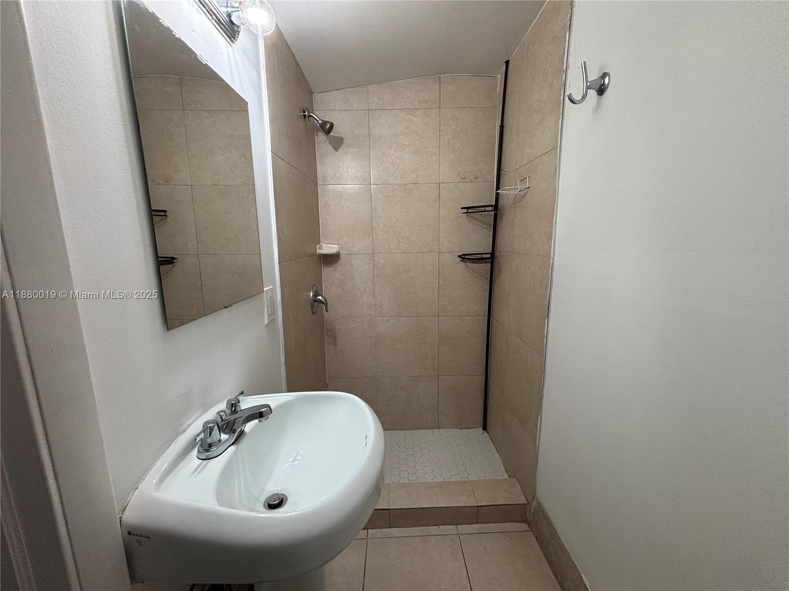 DORSEY PARK - Residential Lease