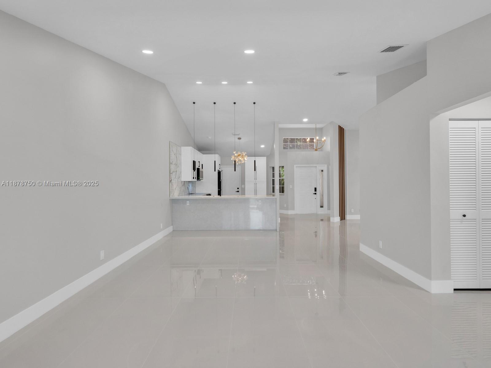 EMERALD POINTE 2 - Residential