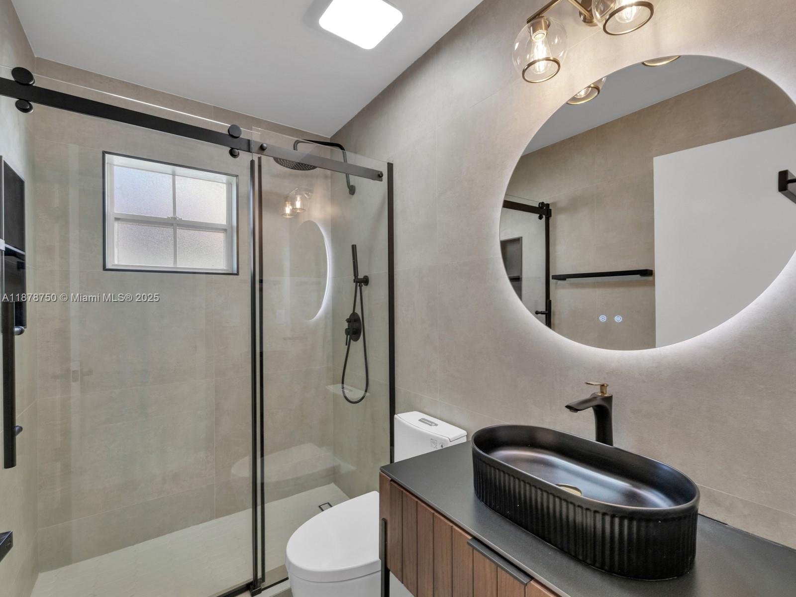 EMERALD POINTE 2 - Residential