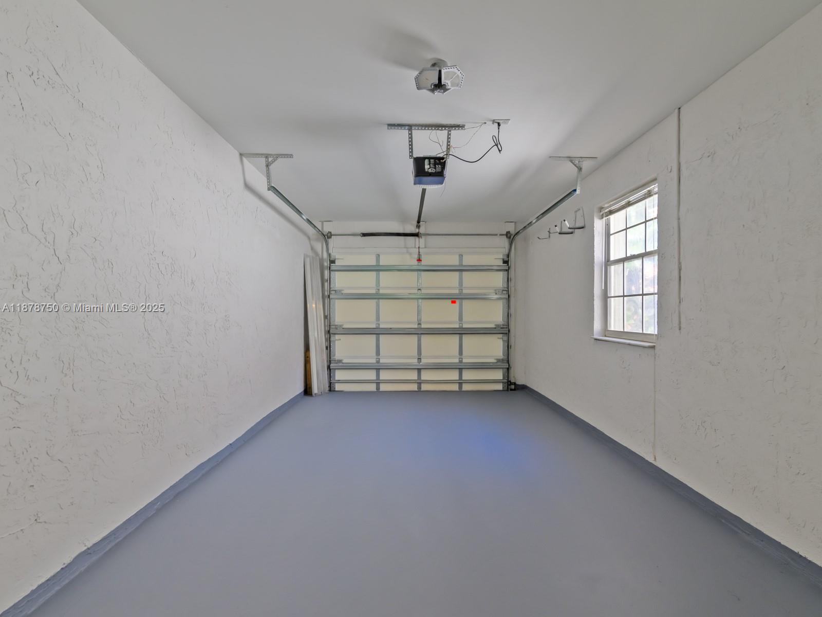 EMERALD POINTE 2 - Residential