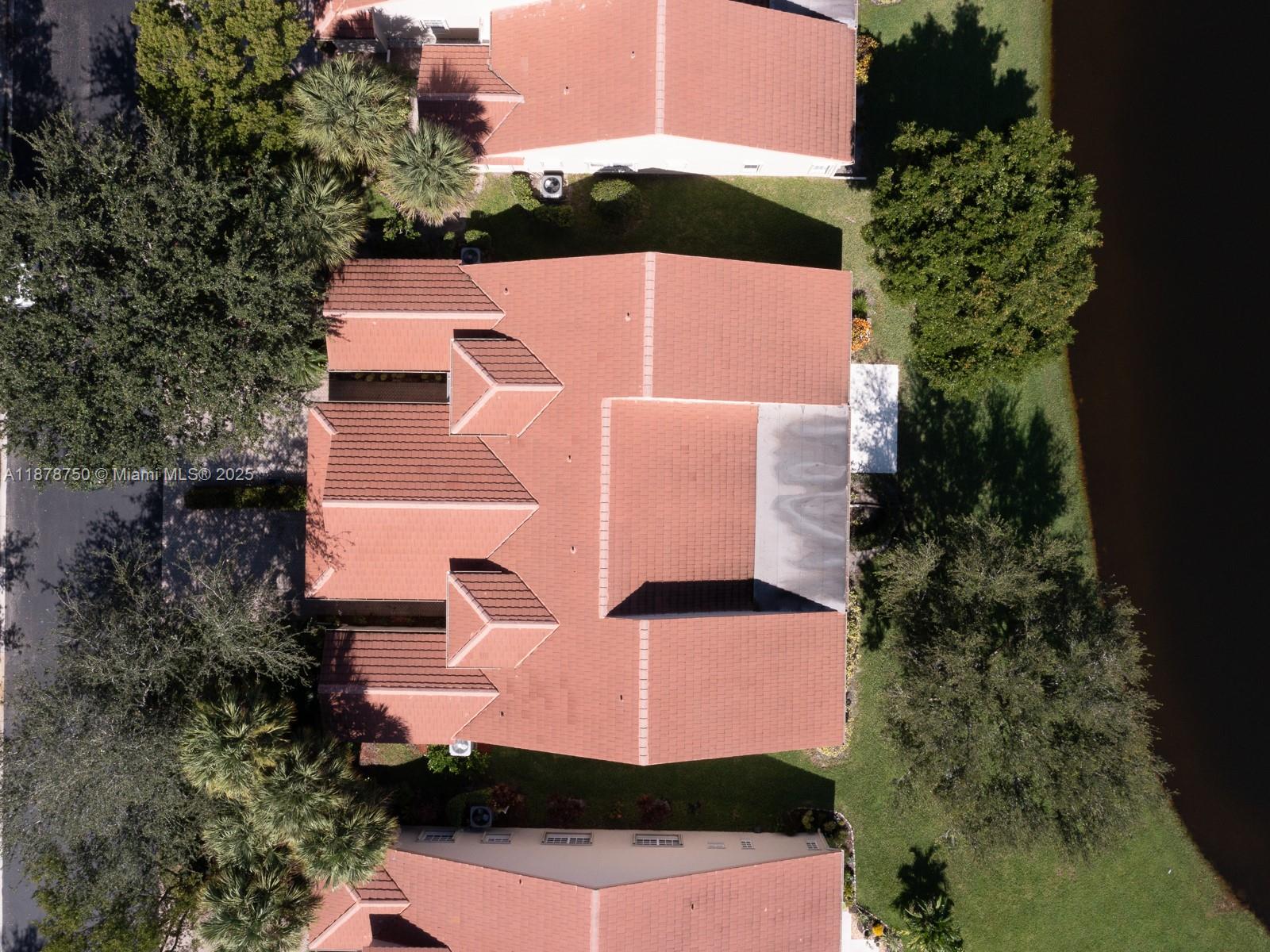 EMERALD POINTE 2 - Residential