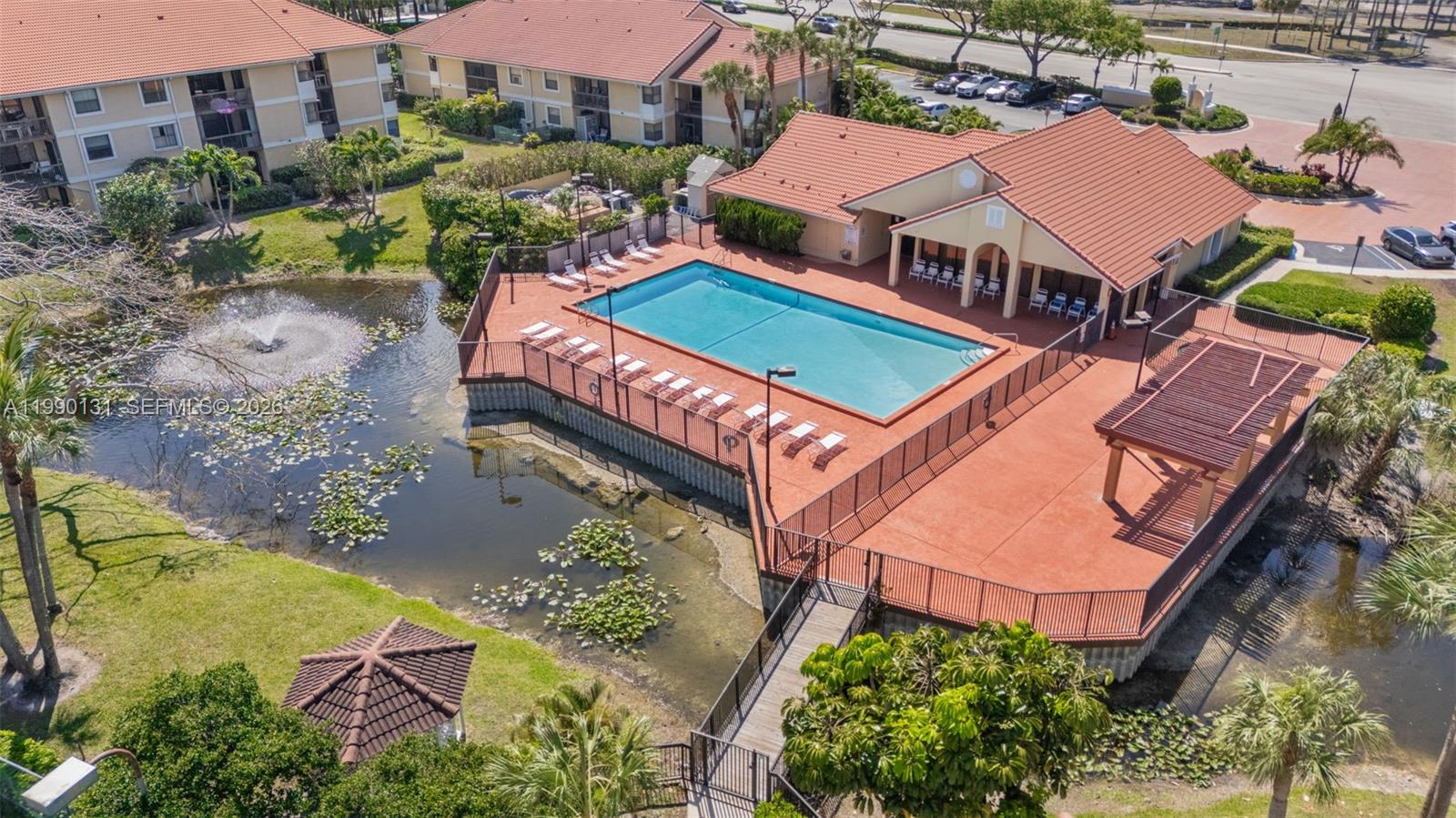 GRAND OASIS CONDO - Residential