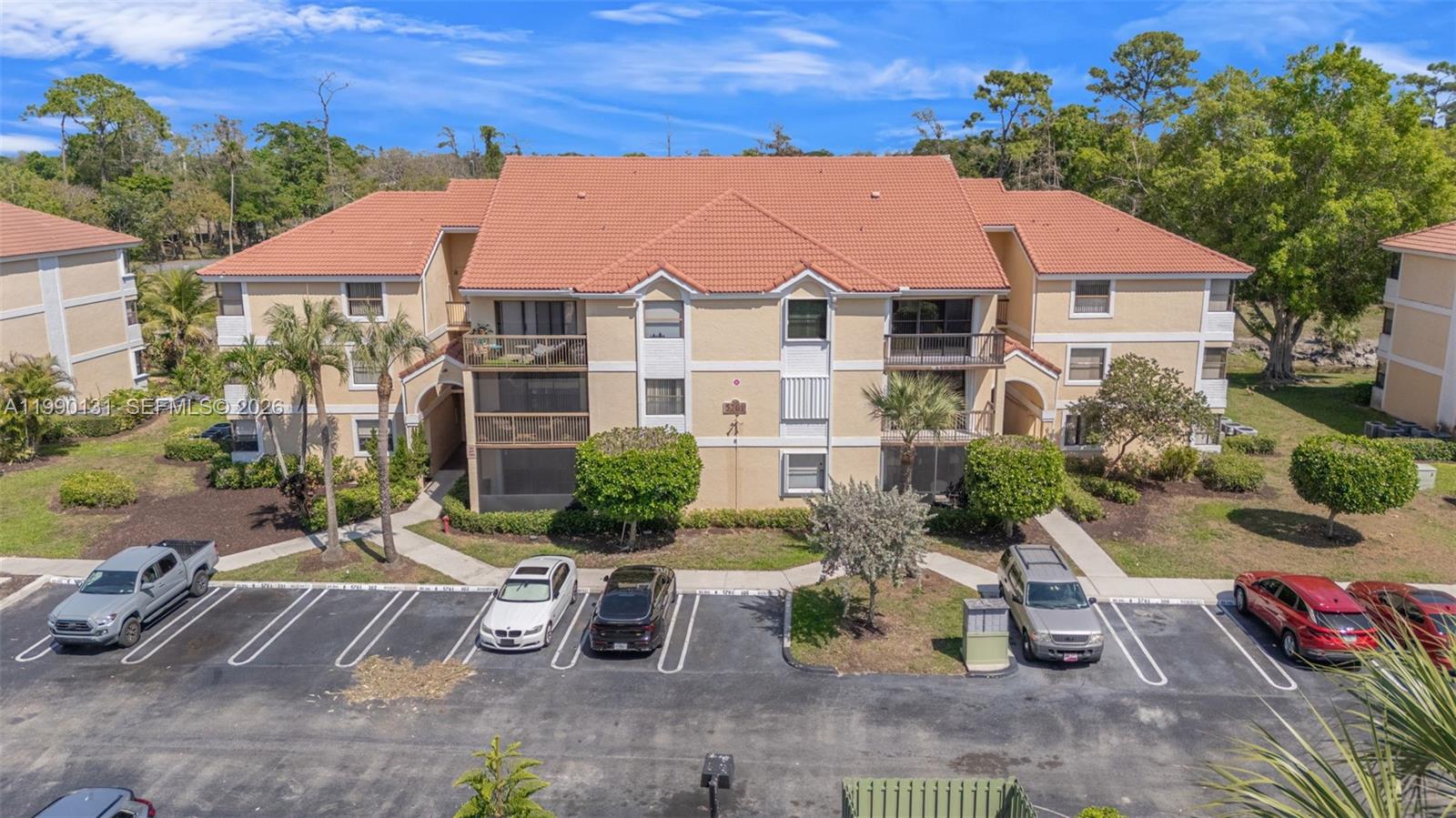 GRAND OASIS CONDO - Residential