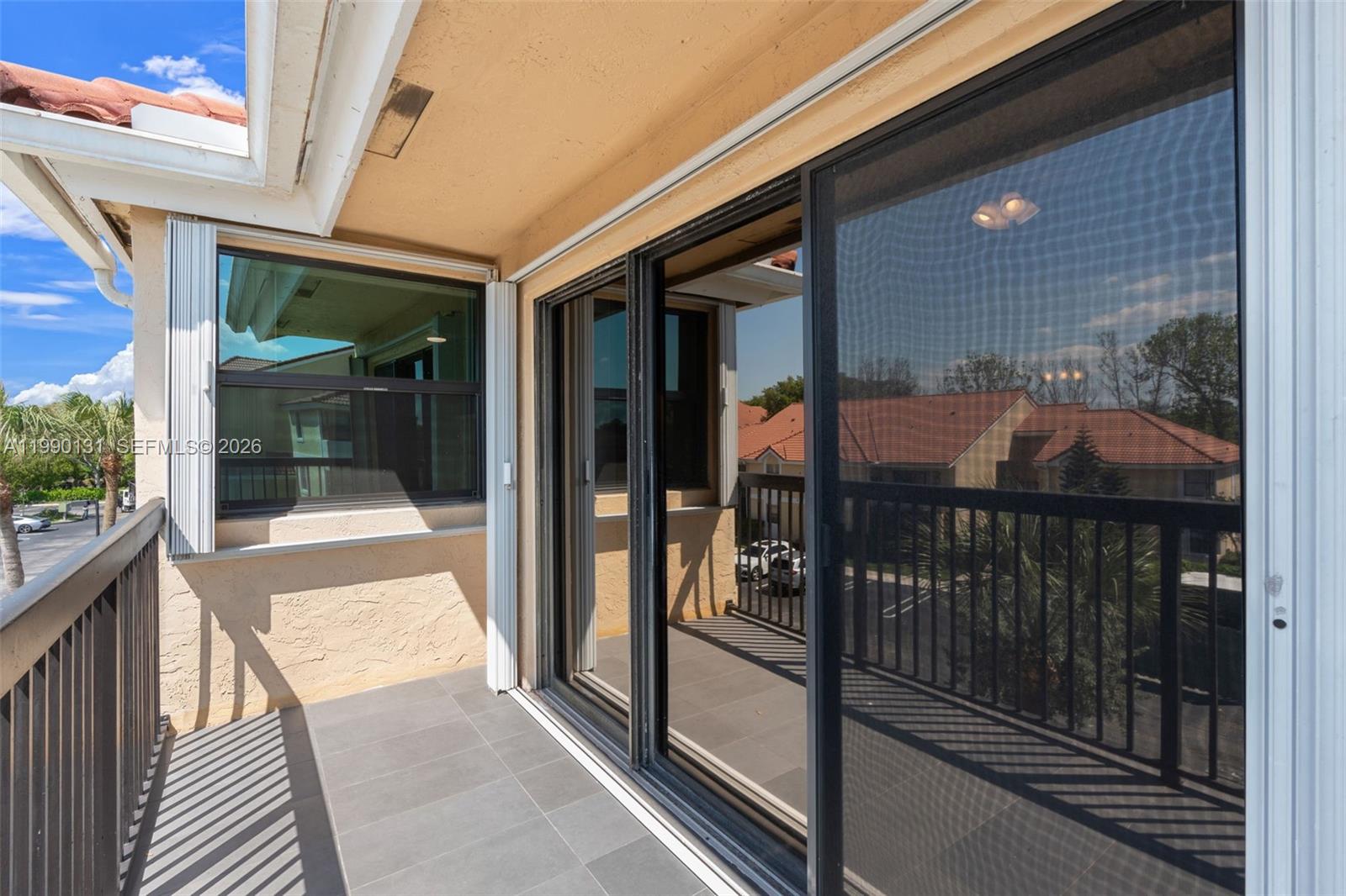 GRAND OASIS CONDO - Residential