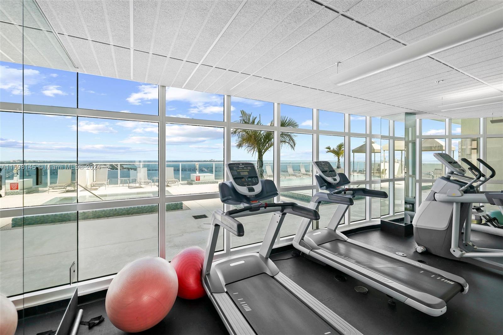 THE EMERALD AT BRICKELL C - Residential