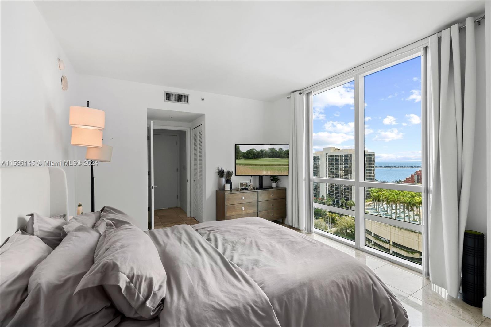 THE EMERALD AT BRICKELL C - Residential