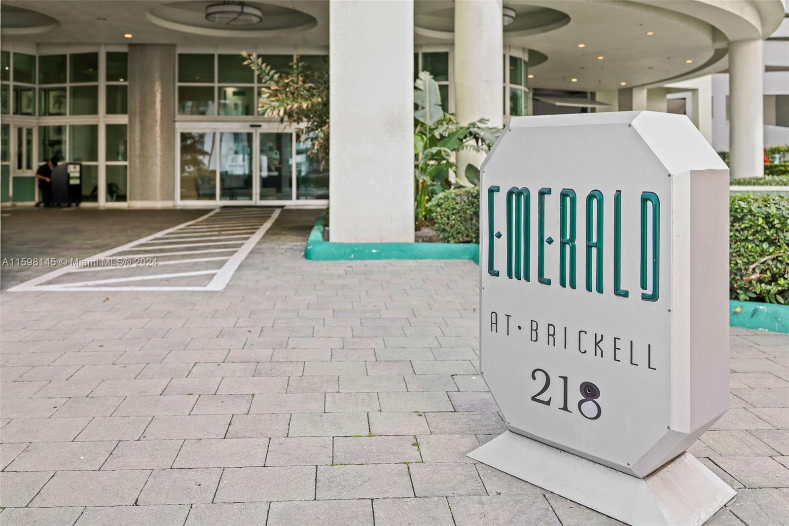 THE EMERALD AT BRICKELL C - Residential