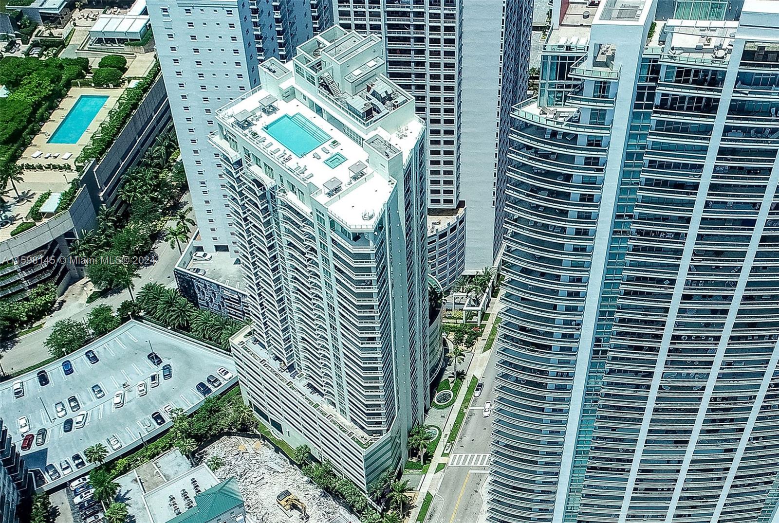 THE EMERALD AT BRICKELL C - Residential