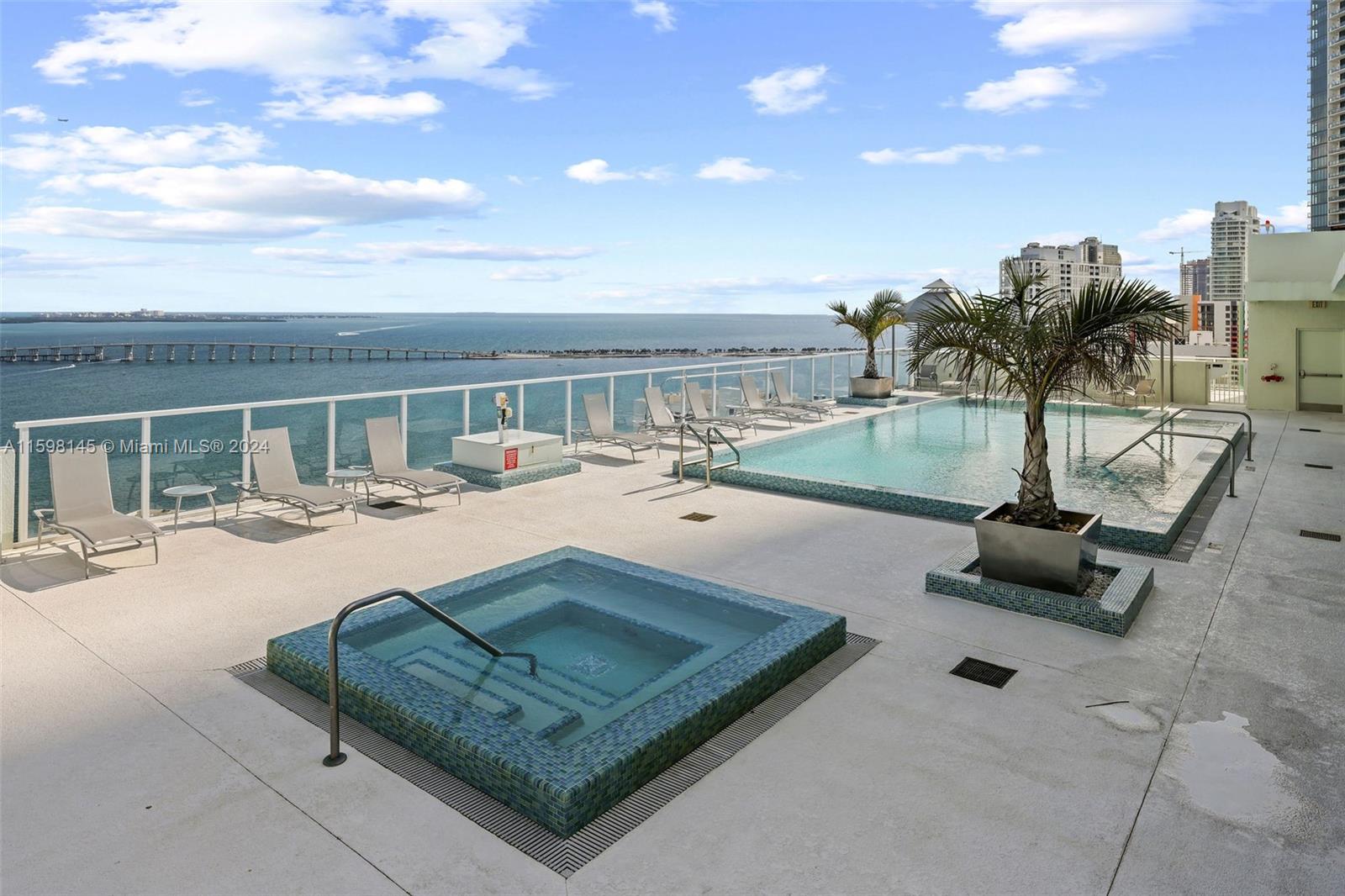 THE EMERALD AT BRICKELL C - Residential