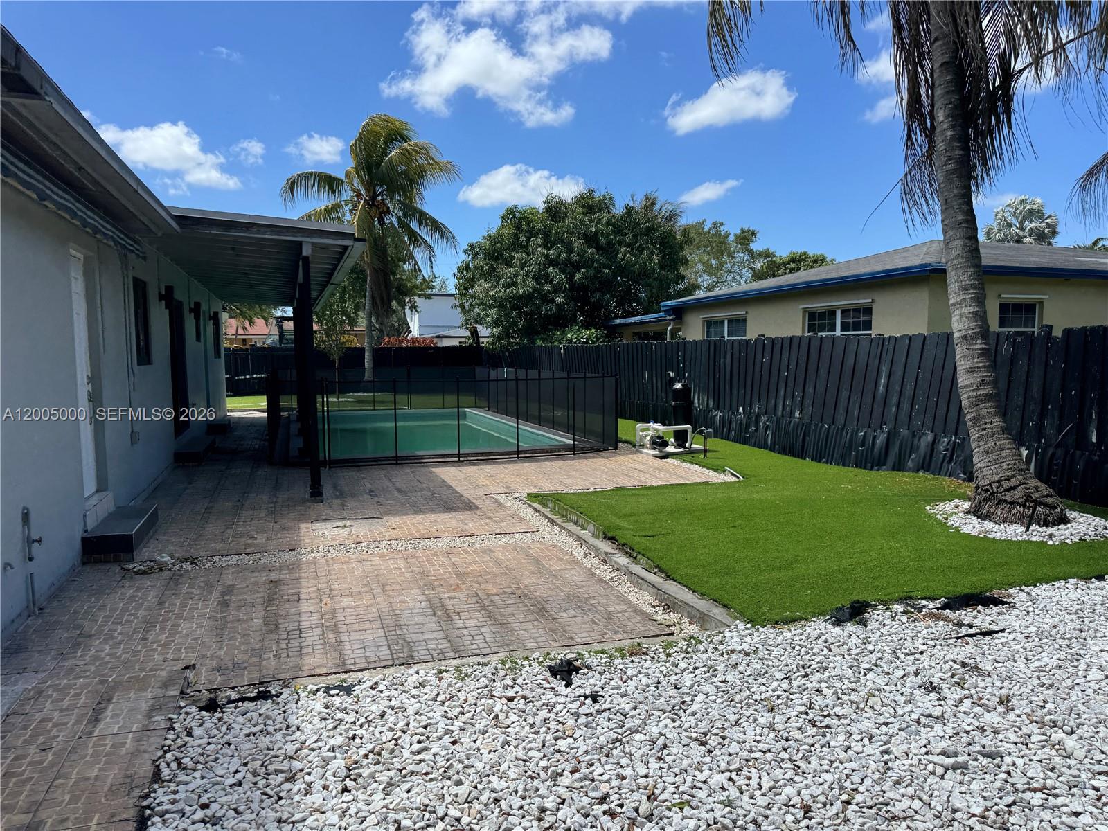 PEMBROKE PINES NO 3 - Residential