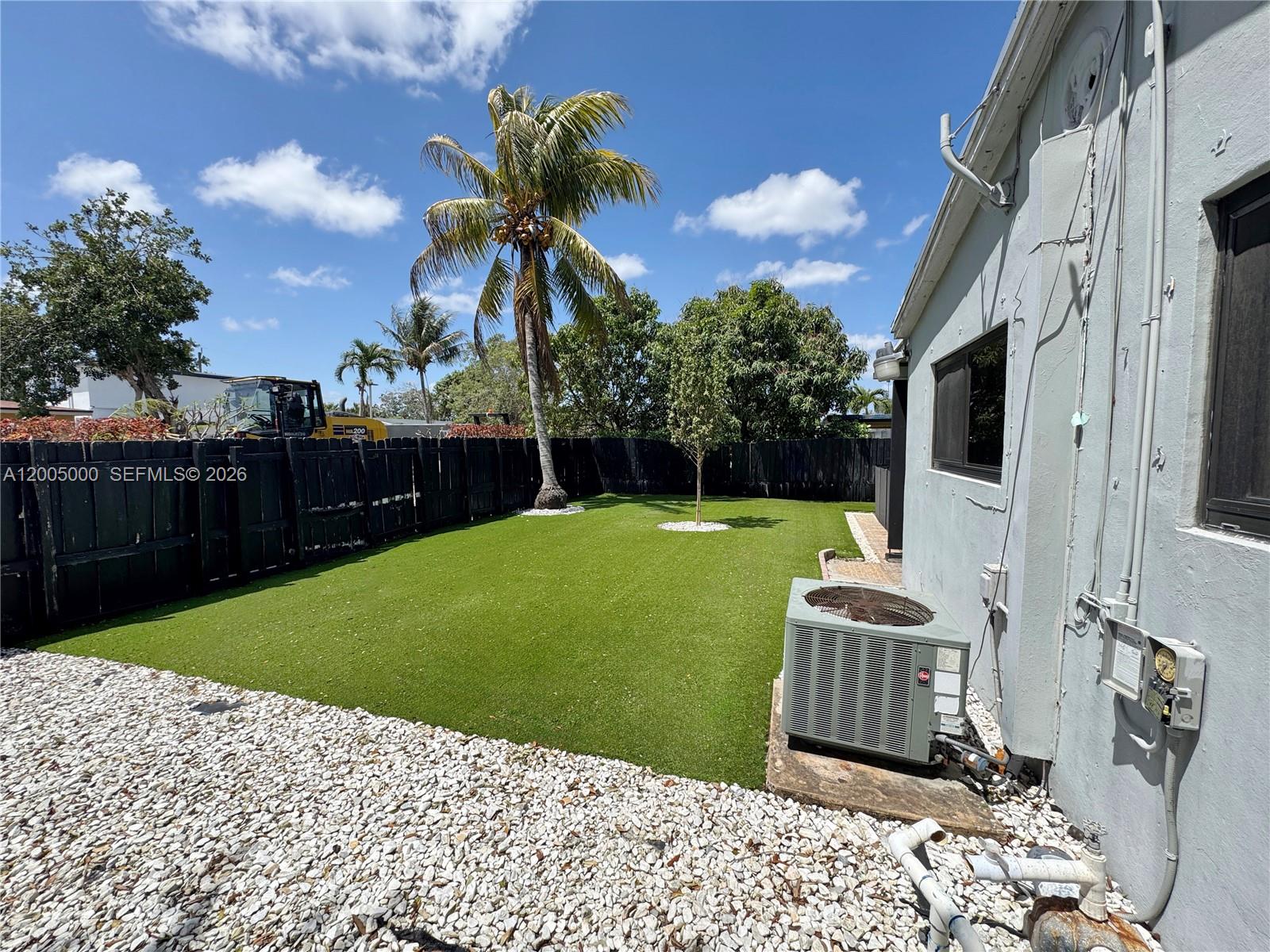 PEMBROKE PINES NO 3 - Residential