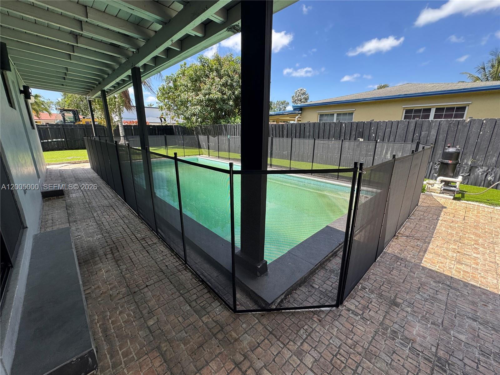 PEMBROKE PINES NO 3 - Residential