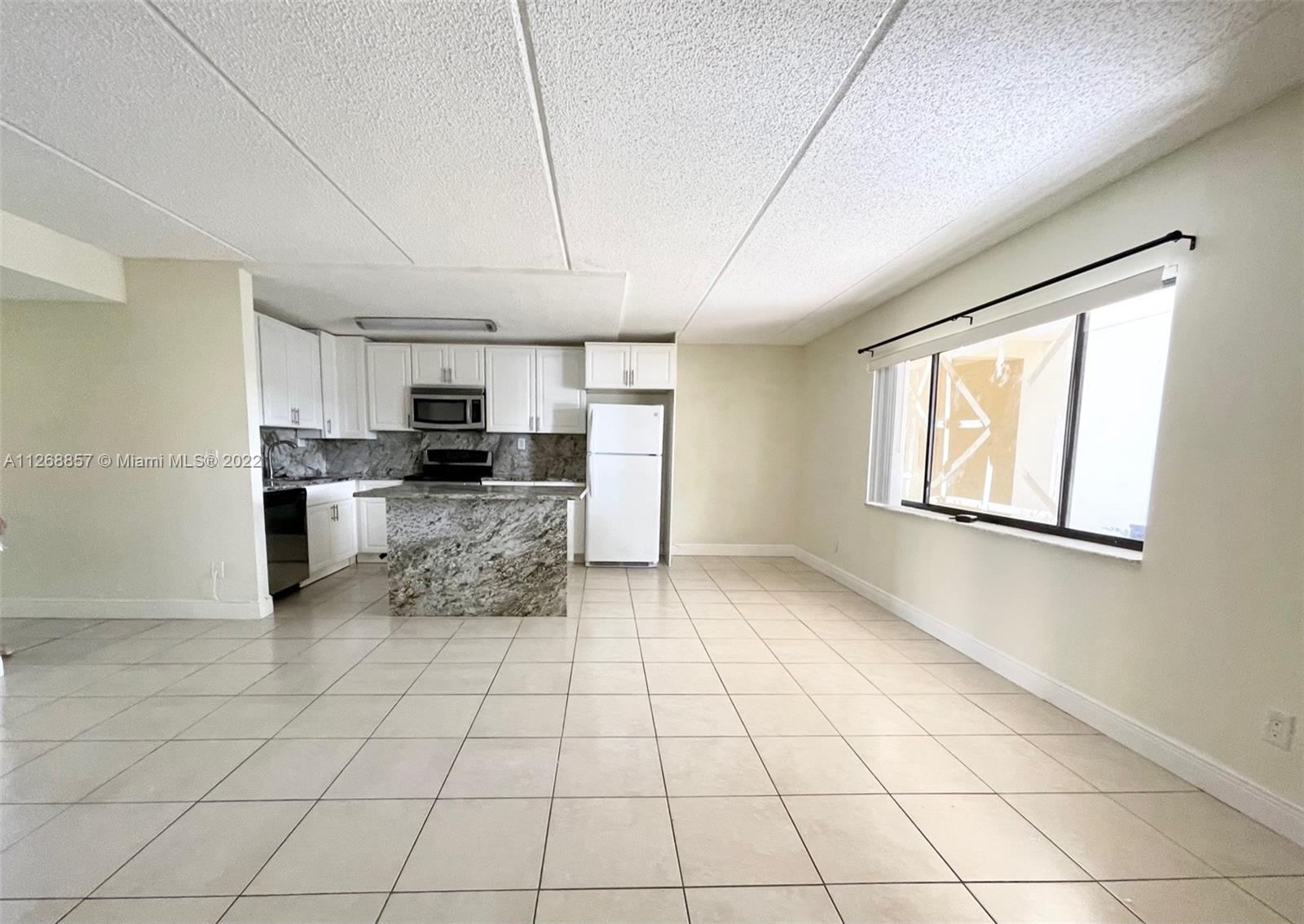 MEADOWS ON THE GREEN - Residential Lease